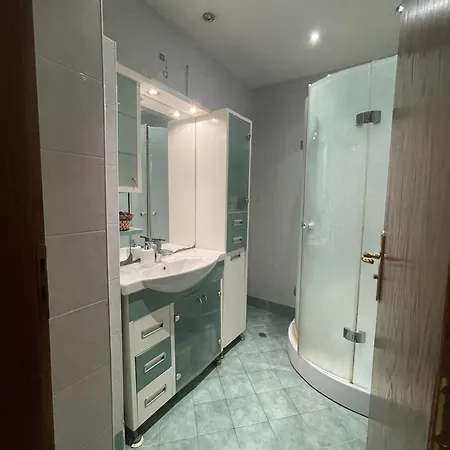 Two Bedroom In With Garage Plovdiv